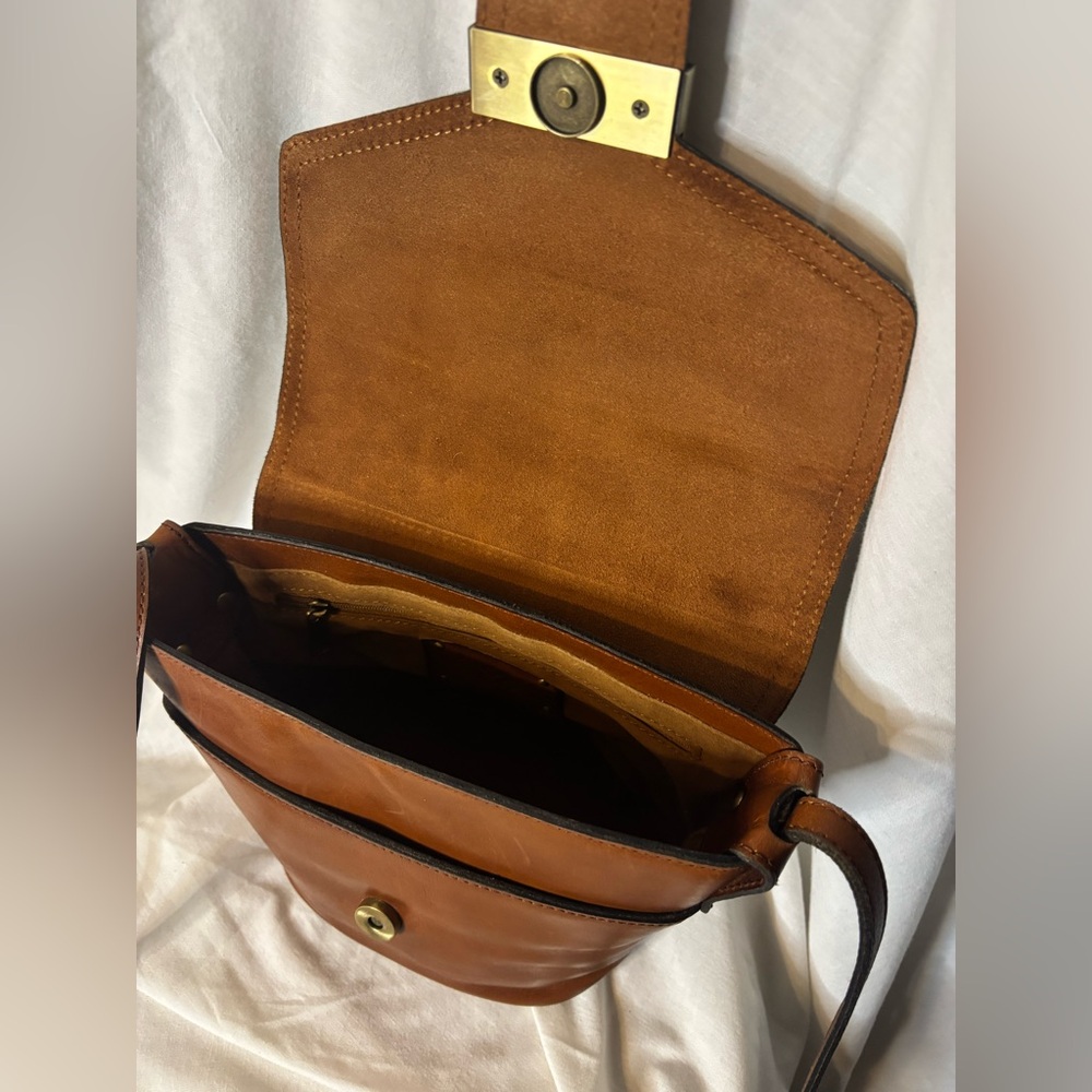 Patricia Nash Beautiful Tan Leather Crossbody Bag - Adjustable- Classic - Picture 10 of 13